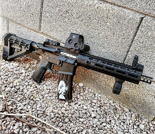 eotech_67765237_1263075807198239_4973282580381472878_n.jpg