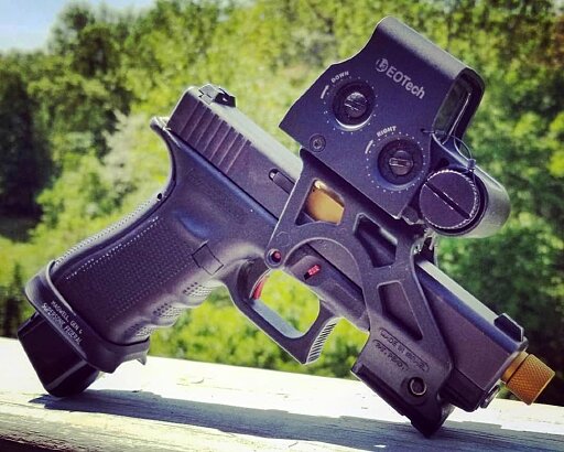 eotech_79755664_206205500409925_6149660304587767736_n.jpg